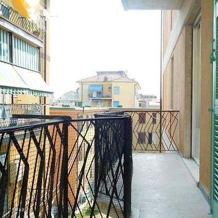 Trilocale Vicino Alla Stazione, Леванто Экстерьер фото